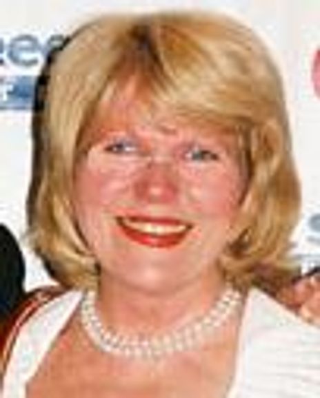 Heidi Hollander Headshot