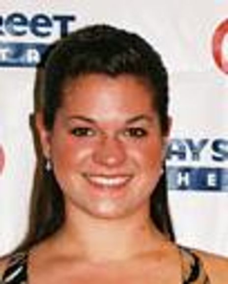 Shannon Donohue Headshot