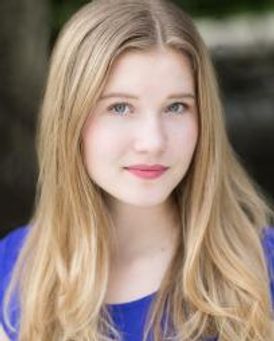 Juliette Jones Headshot