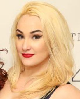 Emma Hunton Headshot