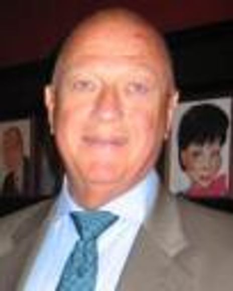 Laurence Krashes Headshot