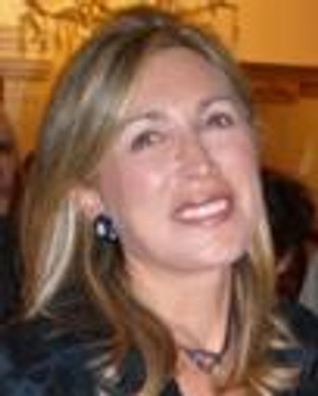 Ann Van Ness Headshot