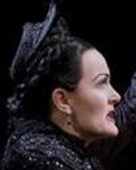 Rebecca Judd Headshot