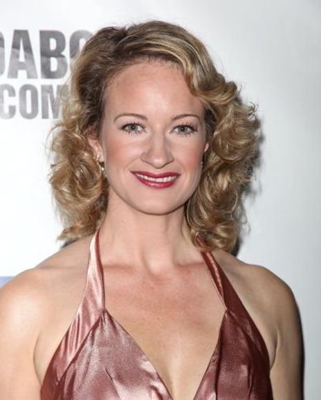 Annette McLaughlin Headshot