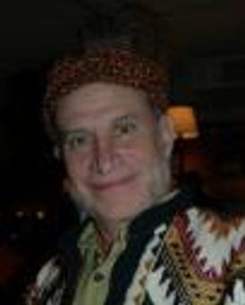 Stephen Mo Hanan Headshot