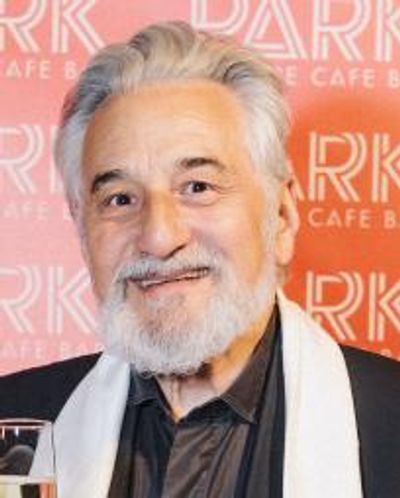 Henry Goodman Headshot