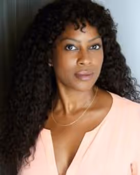 Dan'yelle Williamson Headshot