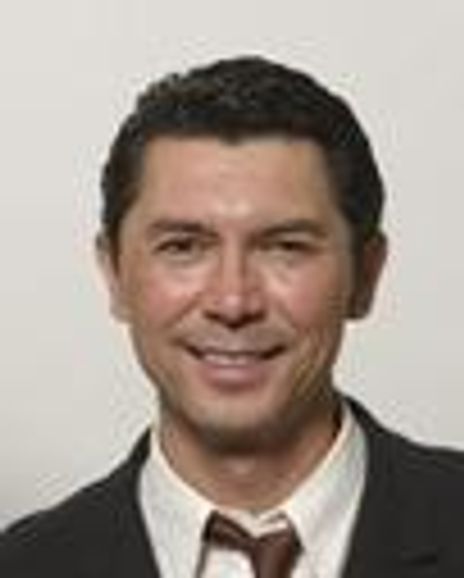 Lou Diamong Phillips Headshot