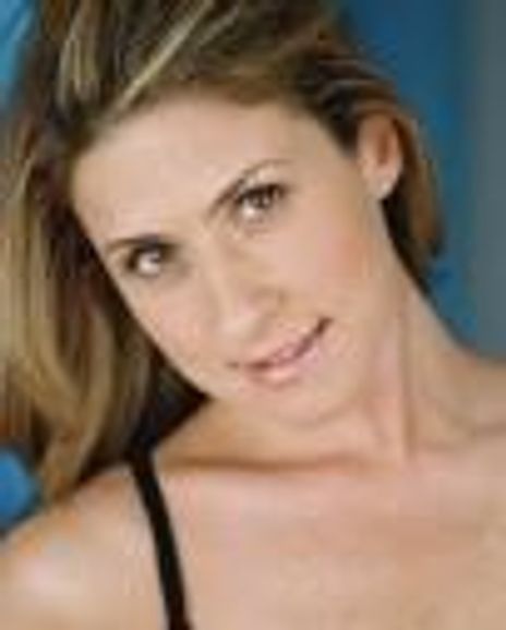 Lisa Marie Panagos Headshot