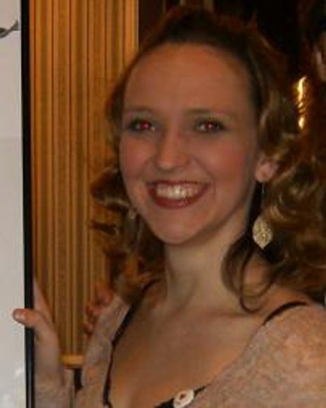 Emily Thompson Headshot