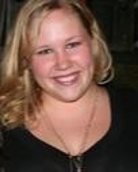 Caitlin Van Zandt Headshot