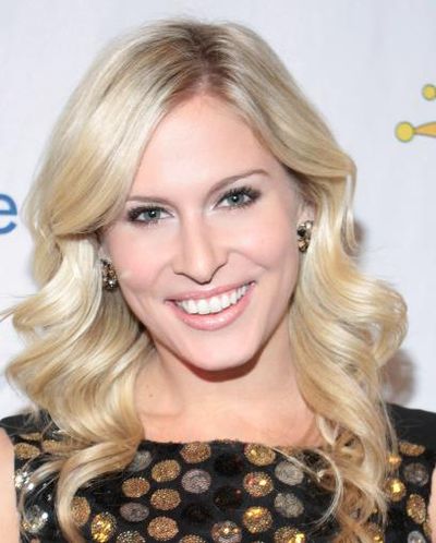 Stephanie Gibson Headshot