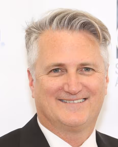 Eric Schaeffer Headshot