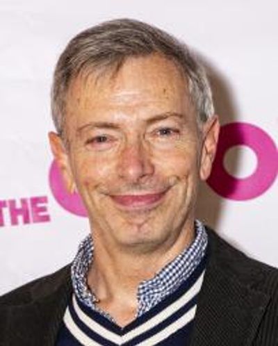 Arnie Burton Headshot