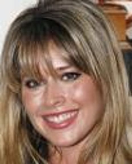 Linda Kiraly Headshot