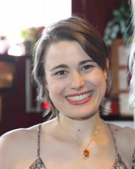 Louisa Proske Headshot