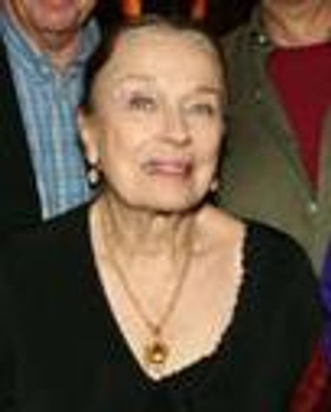 Mary Wiviott Headshot