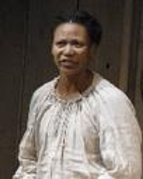 Alena Arena Headshot