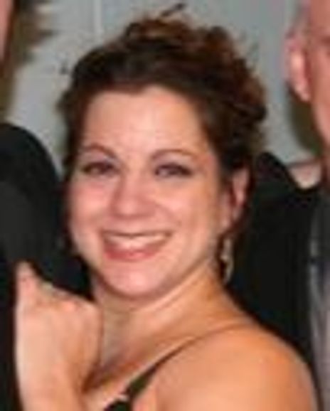 Beth Sheinis Headshot