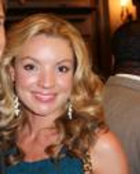 Joy Kabanuck Headshot