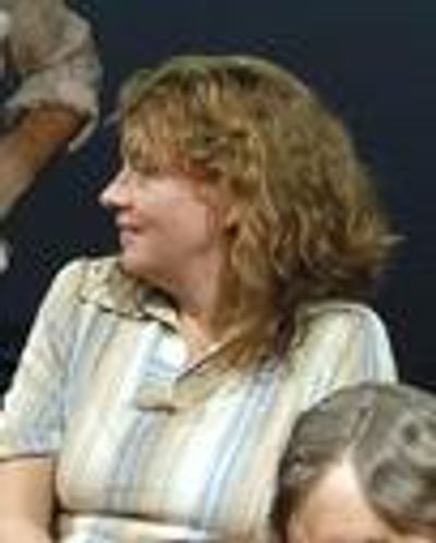 Sophie Stanton Headshot