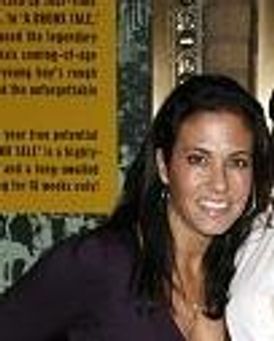 Emily Francis Headshot