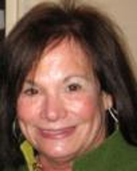 Barbara Freitag Headshot