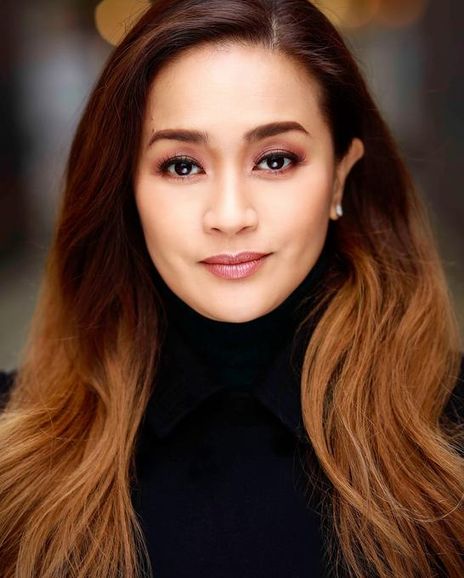 Joanna Ampil Headshot