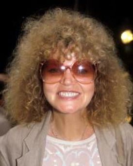 Eileen Brennan Headshot