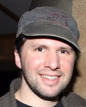 Louis Hobson Headshot