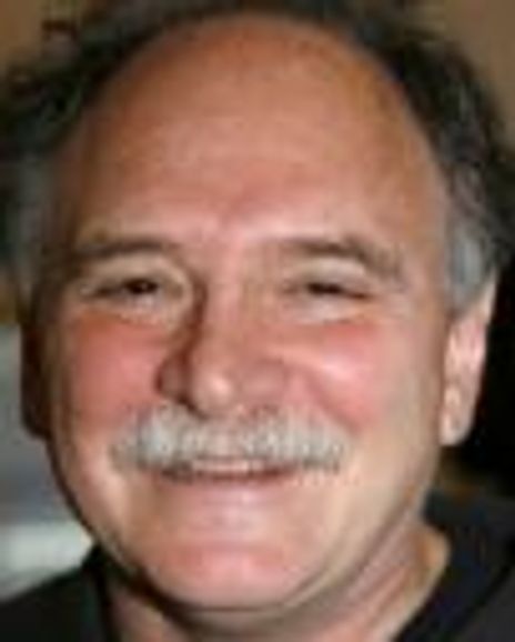 Willy Holtzman Headshot