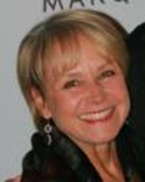 Andrea Joyce Headshot