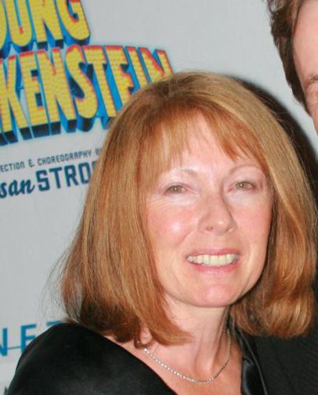 Nancy Dolman Headshot