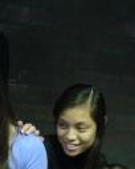 Thuy-Van Tran Headshot