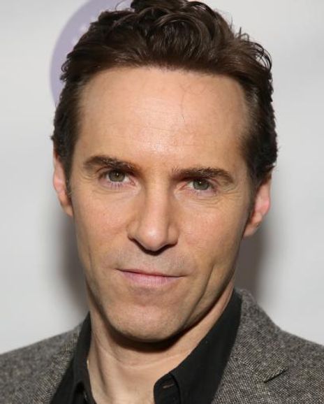 Alessandro Nivola Headshot