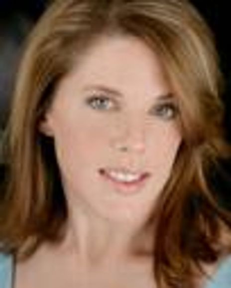 Trisha Rapier Headshot