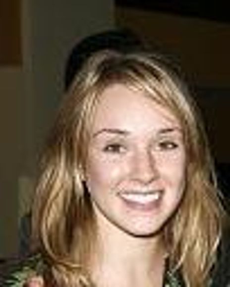 Sophie Flack Headshot