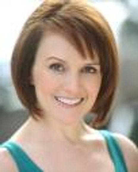 Betsy DiLellio Headshot