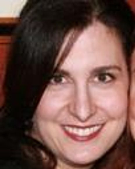 Sandi DeGeorge Headshot