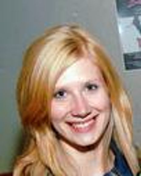 Ginny Lee Headshot