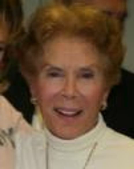 Mindy Carson Headshot