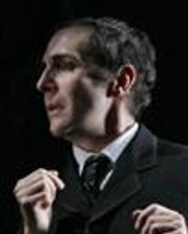 Tom Beckett Headshot