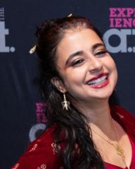 Mahira Kakkar Headshot