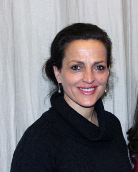 Nicole Ansari Headshot