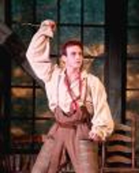 Robbie Collier Headshot