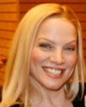 Kristi Coombs Headshot