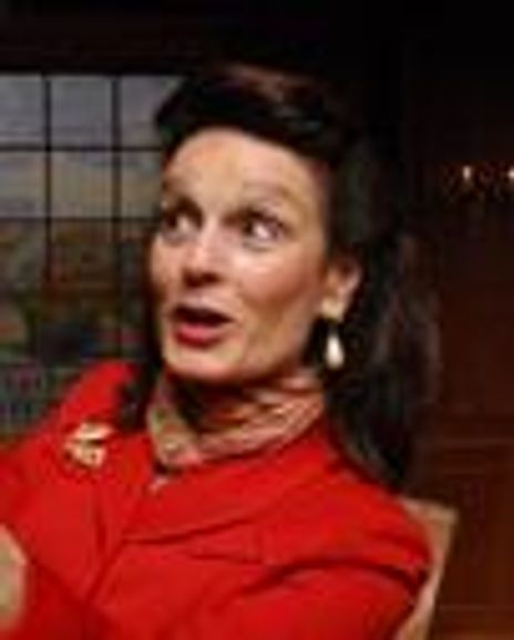 Paula Faber Headshot