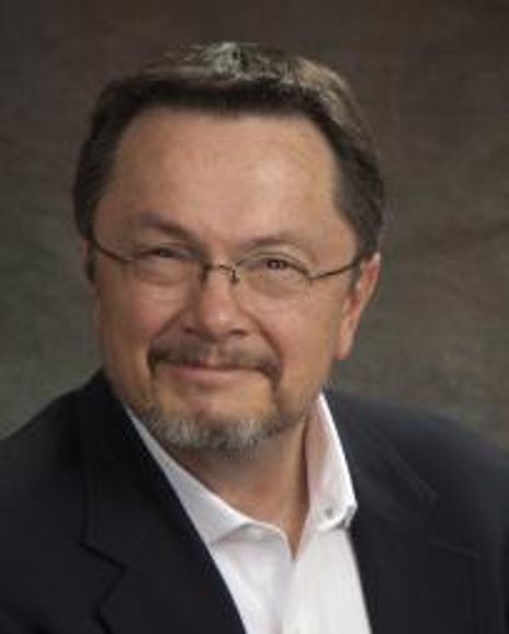 Tom Roberts Headshot