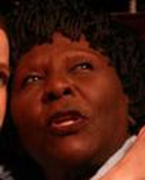 Sandra Reaves-Phillips Headshot