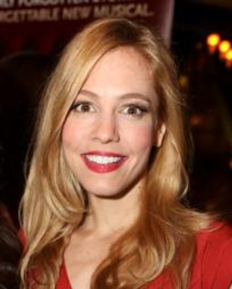 Leigh Ann Larkin Headshot